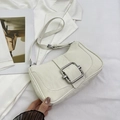 Borsa a tracolla minimalista bianco crema con tracolla larga e fibbia quadrata argento - Bianco Sporco
