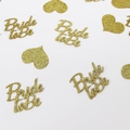 Confeti Bride to Be dorado brillante con corazones para decoración de compromiso - Texto Dorado + Corazón Dorado