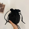 Mini borsa a secchiello nera con strass scintillanti e chiusura con coulisse - Nero/Zirconia Nera