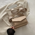 Minimalistische beige Umhängetasche mit verstellbarem breitem Nylon-Schultergurt - Khaki