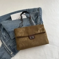Borsa a tracolla in velluto a coste marrone con goffratura floreale cinese e catena - Verde