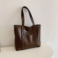 Borsa tote marrone scuro in ecopelle vintage con tasca anteriore e spallacci lunghi - Marrone