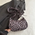Retro-Schultertasche mit Leopardenmuster, gerafftem Riemen und Schleifendetail - Schwarz