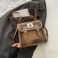 Sac à dos vintage en laine à carreaux marron avec rabat en cuir et broderie ours - Kaki (Sans Pendentif)