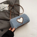 Borsa a cilindro blu in pile orsetto con cuore e dettagli in pelle marrone - Blu