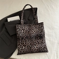 Grande borsa shopper con stampa leopardata e design spazioso per donna alla moda - Marrone