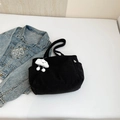 Bolso tote negro de pana para mujer con colgante de nube de felpa y bolsillo lateral - Con Colgante / Negro