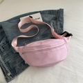 Sac banane rose en toile avec bandoulière réglable et fermeture éclair argentée chic - Rose