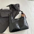 Grand sac cabas noir en cuir PU avec charm d'ours marron et foulard décoratif élégant - Noir Avec Pendentif