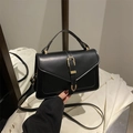Borsa a mano nera strutturata con morsetto dorato e tracolla regolabile rimovibile - Nero