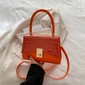 Sac bandoulière orange avec motif crocodile et poignée élégante pour femmes - Orange