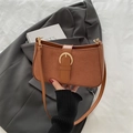 Retro-Damen-Unterarmtasche aus braunem Wildleder mit goldener Hufeisenschnalle - Braun
