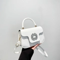 Bolso de mano blanco plisado con hebilla cuadrada de cristal y asa superior - Blanco