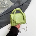 Mini borsa verde chiaro a trama coccodrillo con doppi manici e catena in argento - Verde