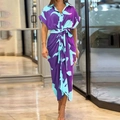 Damen Hemdblusenkleid mit abstraktem Muster, Revers, Knöpfen und Bindegürtel in Lila-Blau - 3XL / Lila