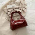 Fashionable dark red pleated shoulder bag with a shiny finish and stylish chain strap - No Pendant / Black