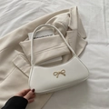 Bolso de hombro blanco con lazo dorado y diseño minimalista de piel sintética - Blanco