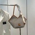 Vintage-Shopper mit Hahnentrittmuster, braunen Ledergriffen und Mode-Logo-Patch - Braun
