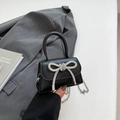 Mini borsa nera in pelle PU con fiocco di strass e tracolla a catena argento - Nero Tipo 1