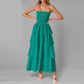 Detail van groene strapless gelaagde maxi-jurk met gerimpeld lijfje en strokenrok - S / Groen