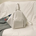 Mochila geométrica blanca minimalista en cuero PU liso con bolsillo con cremallera - Blanco