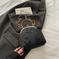 Elegante bolso de tela negra con cierre de boquilla y bordado de mariposa 3D dorado - Negro