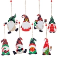Set di 8 ornamenti natalizi in legno a forma di gnomo con motivi a quadri rossi e verdi - Set da 8 pezzi