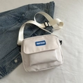 Sac bandoulière carré en nylon blanc avec logo bleu et large sangle réglable - Blanc