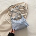 Bolso de hombro azul claro con encaje floral y mariposas de malla 3D elegantes - Azul