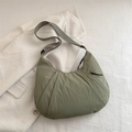 Armeegrüne Nylon-Halbmondtasche mit Falten-Design und verstellbarem Schultergurt - Grün