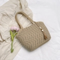 Borsa tote in corda di cotone kaki intrecciata con strisce nere e nappa in legno - Khaki Con Pendente