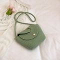 Minibolso bandolera verde de cuerda tejida con detalle de perla y diseño espiral - Verde
