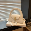 Borsa a mano bianca minimalista con chiusura dorata e tracolla rimovibile da donna - Bianco