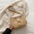 Chic beige crocodile pattern baguette bag with large gold buckle and chain strap - Khaki