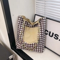 Borsa tote in tela a scacchi classica con tasca gialla e manici in perline - Giallo
