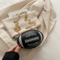 Borsa a tracolla nera a forma di rugby in pelle PU con strisce e catena dorata - Nero
