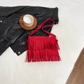Sac bandoulière rouge à franges en daim mat avec bandoulière réglable tendance - Rouge