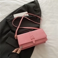 Summer crossbody bag for women in pink woven texture with an adjustable shoulder strap - Pink