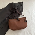 Japanischer Stil minimalistische braune Multi-Taschen Umhängetasche mit Gurt - Braun