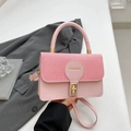Roze vintage vierkante handtas met geweven textuur en goudkleurig modieus slot - Roze