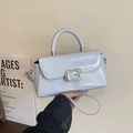 Glänzende hellblaue Lederhandtasche mit Metall-G-Logo und funkelnden Strassdetails - Ohne Anhänger / Blau