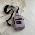 Marsupio minimalista in nylon lavanda con tracolla nera regolabile e chiusura a fibbia - Viola