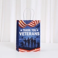Papiertragetasche zum Veteranentag mit US-Flaggenmuster und Soldaten-Silhouetten-Design - Dunkelblau Hubschrauber Militär Stil (562-5)
