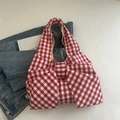 Bolso de cuadros rojos y blancos con un lazo grande para un estilo de verano - Rojo
