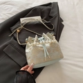 Sac seau bleu clair avec poignée en perles et motif arbre doré avec cordon - Bleu
