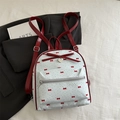 Mochila blanca informal con lunares rojos y detalle de lazo para mujeres modernas - Grande / Rojo y Blanco (Grande)