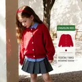 Gebreid meisjesvest in levendig rood met klassiek kabelpatroon en knoopsluiting voor - 100cm / Rood