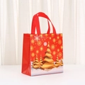 Rote Weihnachtstasche aus Vliesstoff mit goldenem Weihnachtsbaum und Schneeflocken - 5032-4; 23*22*11; Vliesstoff