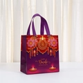 Bolsa de regalo Diwali de tela no tejida con mandalas y asas moradas para compras - 23*22*11