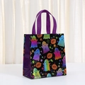 Borsa di Halloween in tessuto non tessuto nero con fantasmi colorati stelle e scritta BOO - Stile Fantasma Sfumato BOO (5801-2)